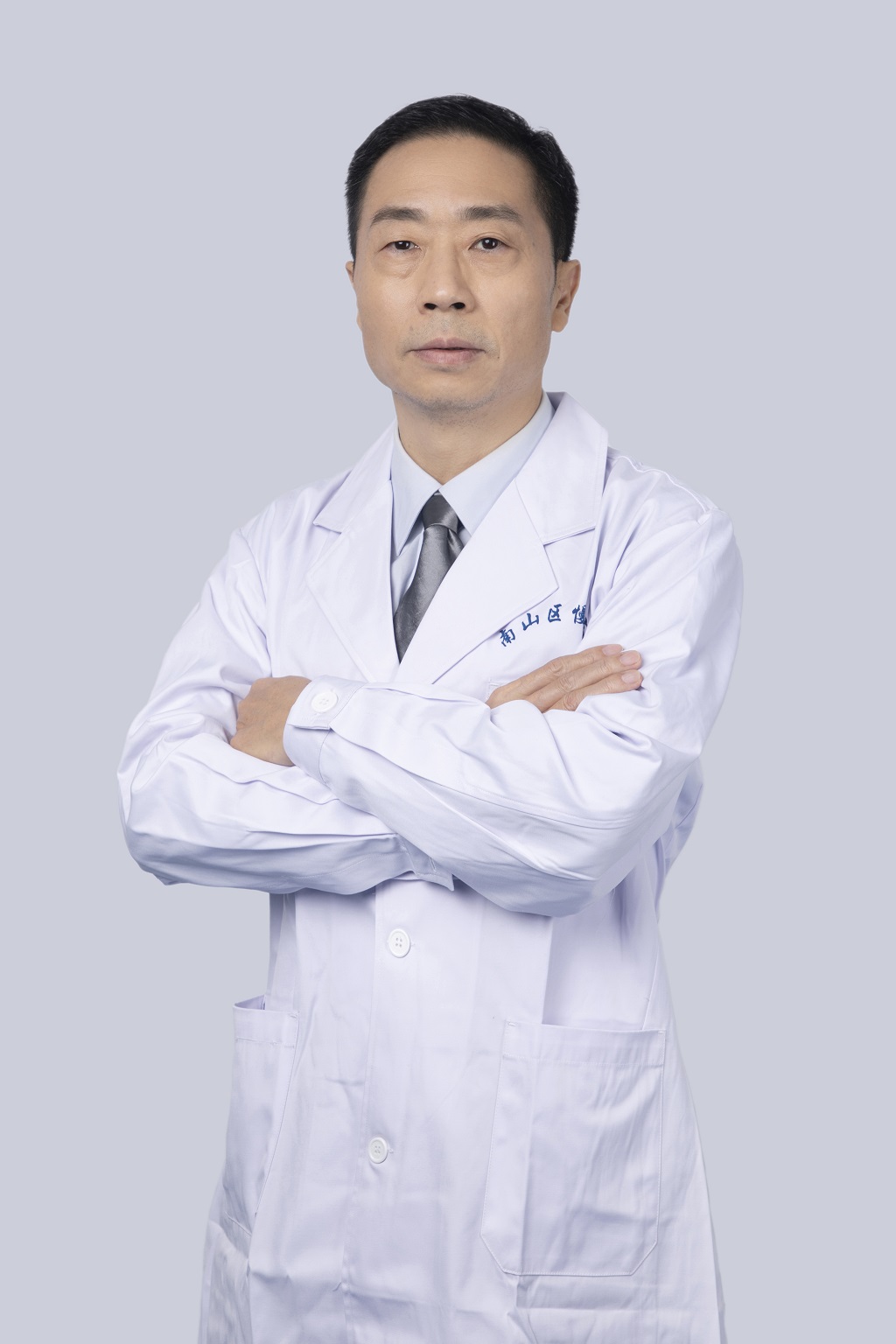 陈忠伟